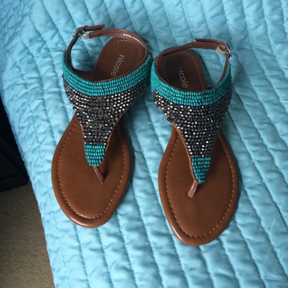 New sandals, no tag or box