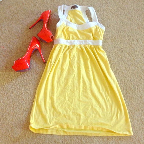 Yellow dress