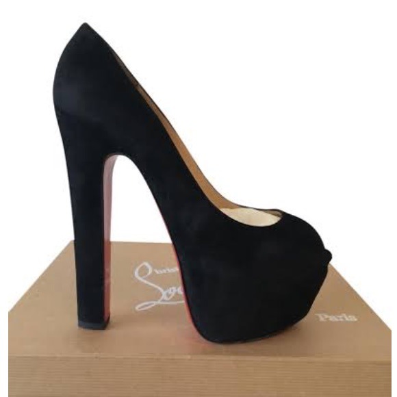 Christian Louboutin Shoes - ✨Authentic Shameless Christian Louboutins✨