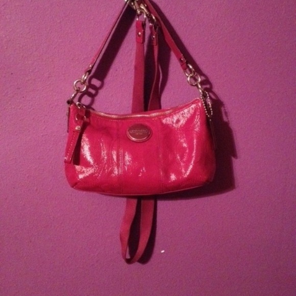 Pink coach crossbody bag