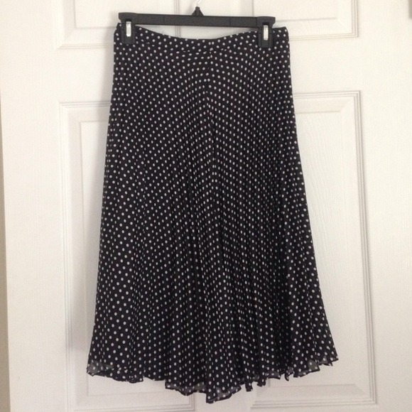 Loft black and white polka dot skirt