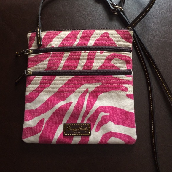 *Sale*Pink Dooney and Bourke cross body