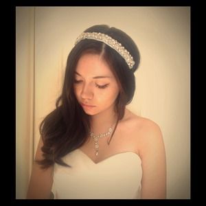 GORGEOUS RHINESTONE HEADBAND PERFECT FOR BRIDE