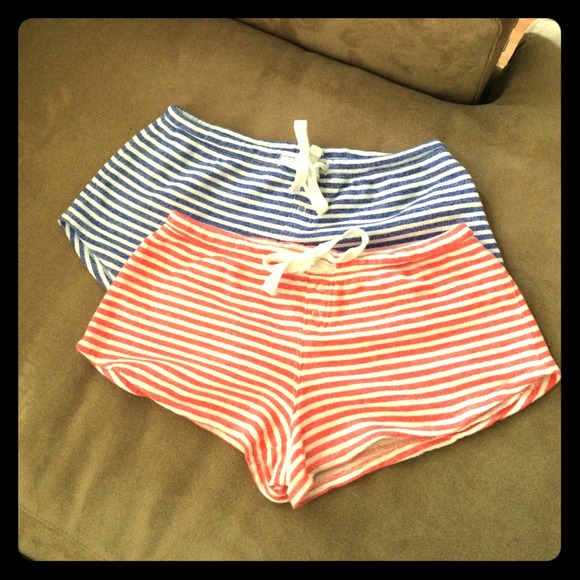 💰SOLD GAP BODY Striped Lounge Shorts 💰