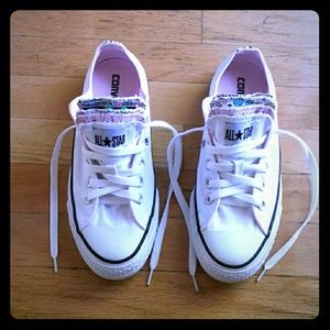 ON HOLD FOR @ginabgreen Gorgeous Converse All Star