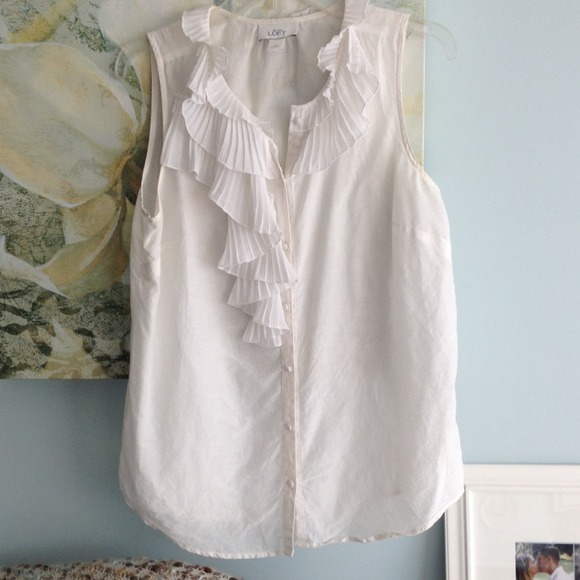 LOFT sleeveless ivory top