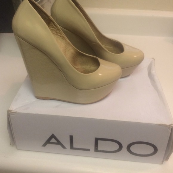 AlDO HERENA Heels. 👠