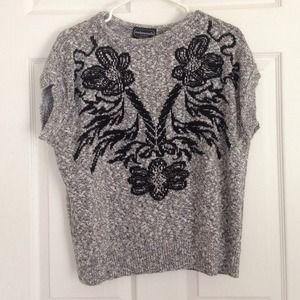 Comfy gray short sleeved sweater shirt