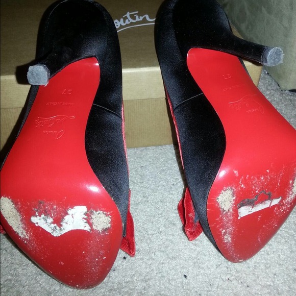 Christian Louboutin sz37 satin pumps - Picture 3 of 3