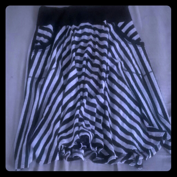Black & Gray skirt