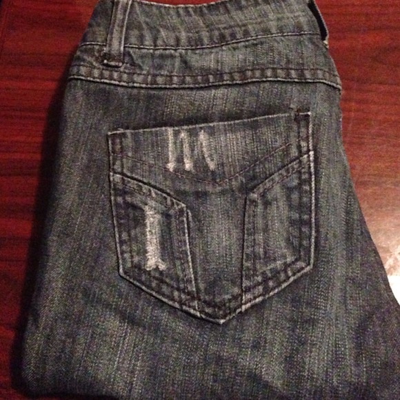 Sold in Bundle Deal-Super cute Distress Skinny - Picture 3 of 3