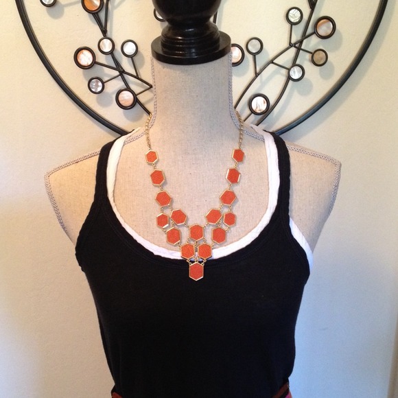 Statement necklace