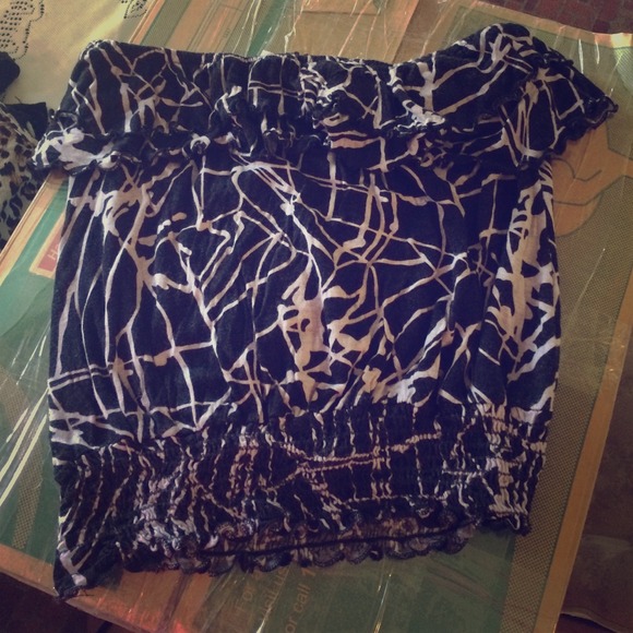 Cute full tilt tube top - Picture 1 of 2