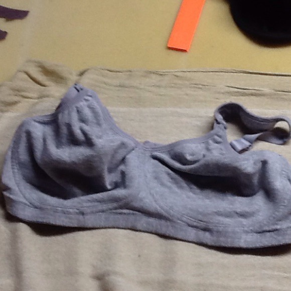 Grey breast feed bra - Picture 1 of 4