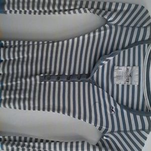Long sleeve Hollister shirt!