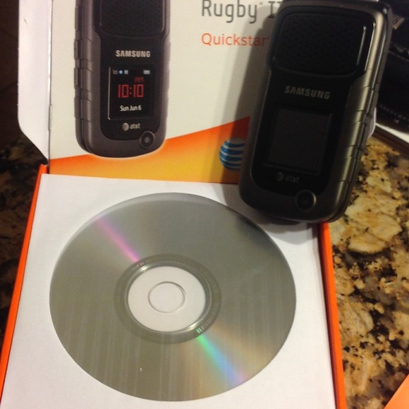 Samsung Rugby 2, AT&T wireless - Picture 3 of 3