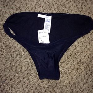 Black bikini bottoms