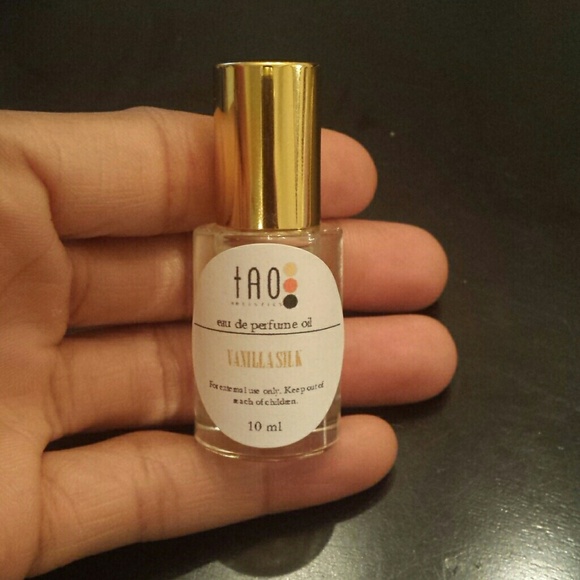 Indian Attar 'Vanilla Silk' Perfume Oil