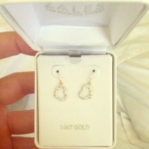 14 kt gold Heart Earrings