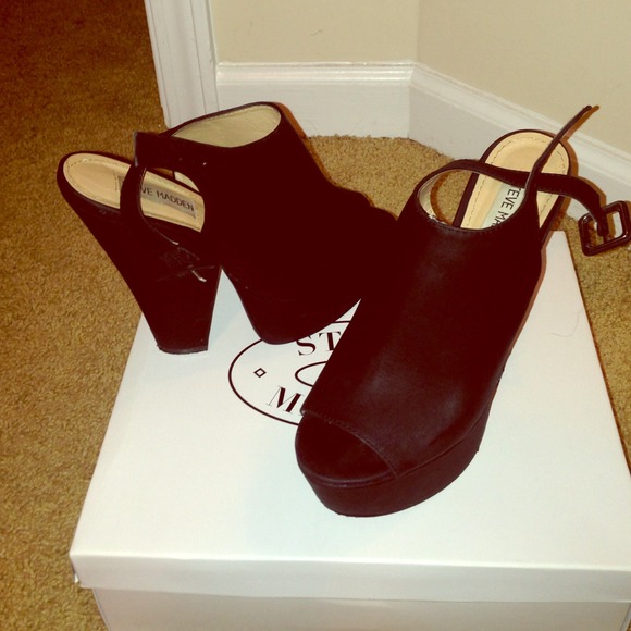 Steve Madden black