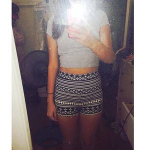 High waisted legging shorts!✌️