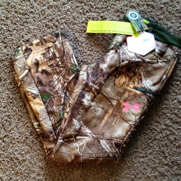 SOLD ON EBAY Under Armour Coldgear hunting pants - Picture 2 of 4