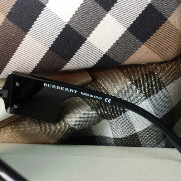 Burberry sunglasses-made in italy