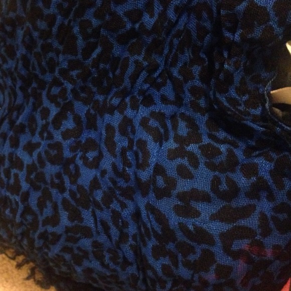 Blue Leopard print scarf
