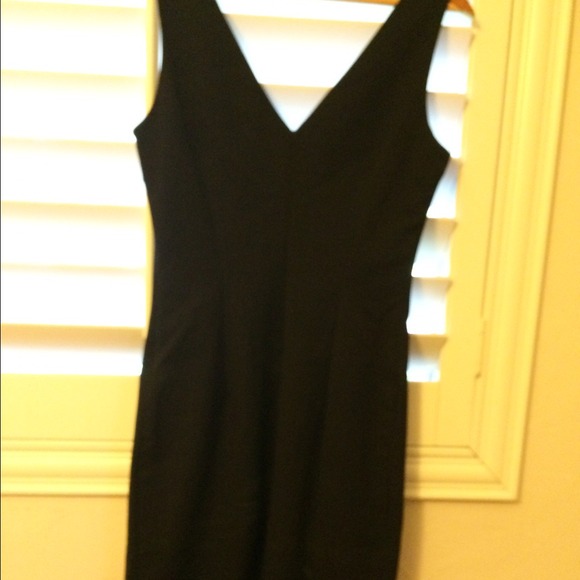 Little black dress - Picture 2 of 2