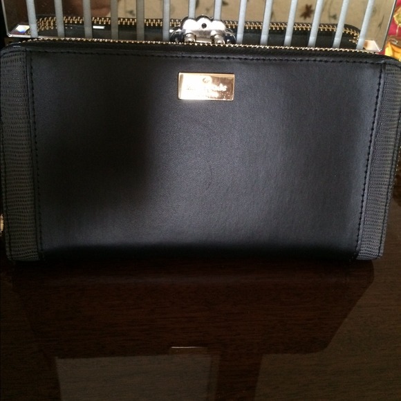KATE SPADE wallet NEW👌
