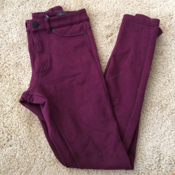 🍒SOLD🍒Thick h&m maroon leggings