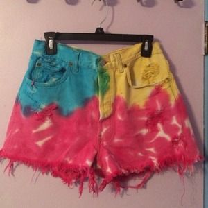 Tie dye shorts!