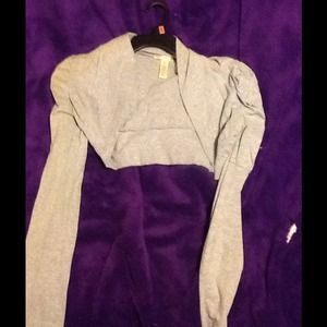 grey long sleeve shrug