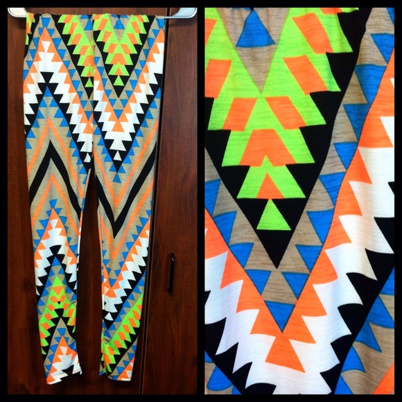 Trippy Geo Leggings