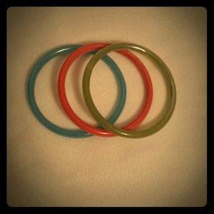 ✨🇸🇦🇱🇪✨ set of 3 glass bangles