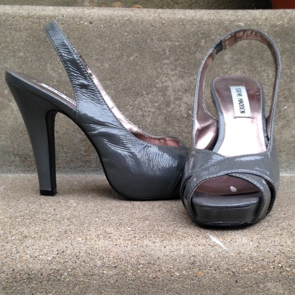 🤑CLEARANCE🔺Patent➕Gray Steve Madden Peep Toe Slingback🔻PRICED 2 GO - Picture 2 of 4