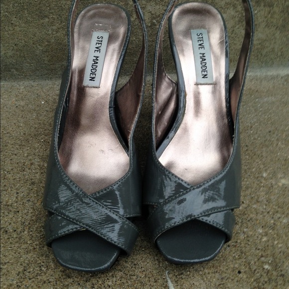 🤑CLEARANCE🔺Patent➕Gray Steve Madden Peep Toe Slingback🔻PRICED 2 GO - Picture 3 of 4