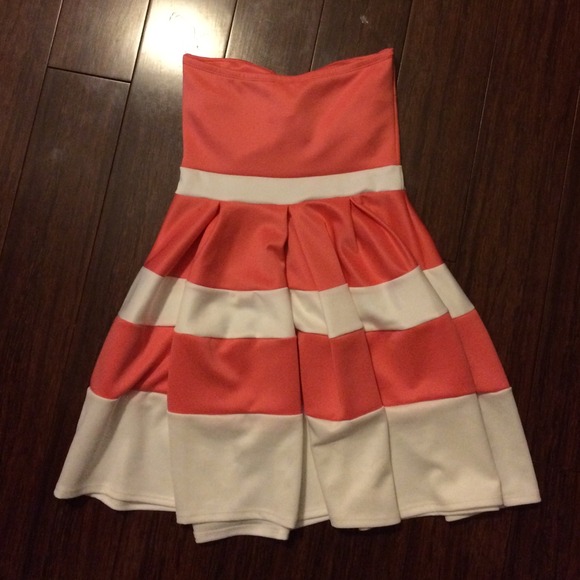 Strapless Colorblock Dress - Picture 2 of 2