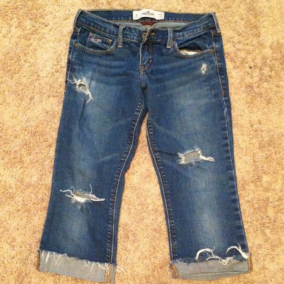 Distressed Hollister capris