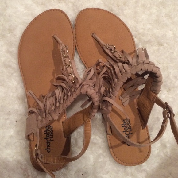 Worn once, brown size 8 sandals