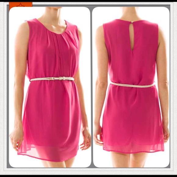⭐️⭐️HOST PICK⭐️⭐️Fuchsia Belted Chiffon Dress