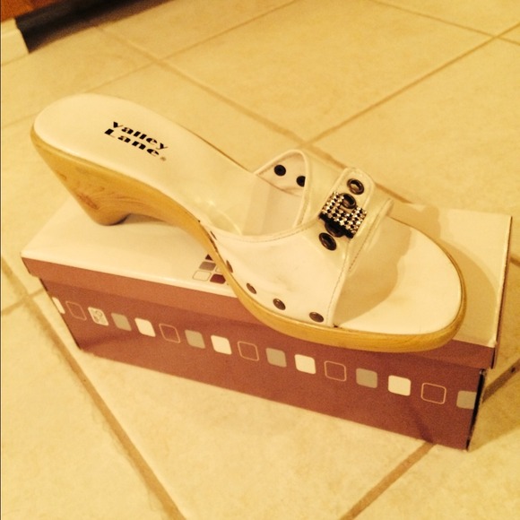 White wedge sandals - size 8