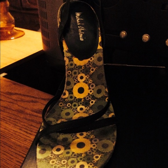 Size 8 - black high heel sandal - Picture 2 of 2