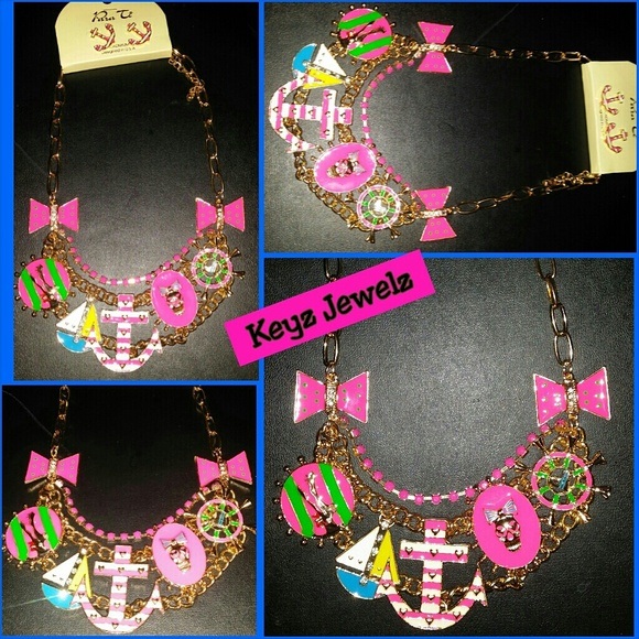 Necklace Set