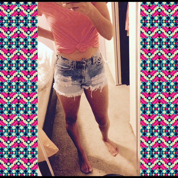 Ombré high waisted Levi shorts - Picture 2 of 4