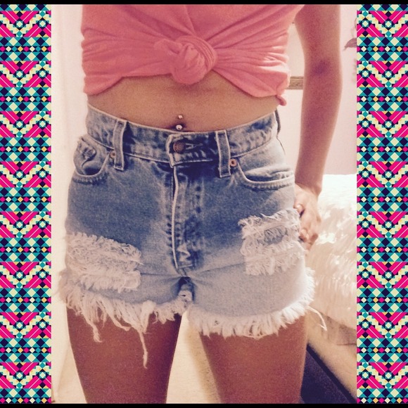 Ombré high waisted Levi shorts - Picture 3 of 4