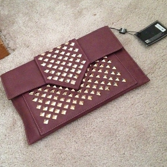 Flat clutch purse