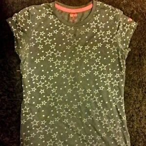 ?Really cute vans star T?