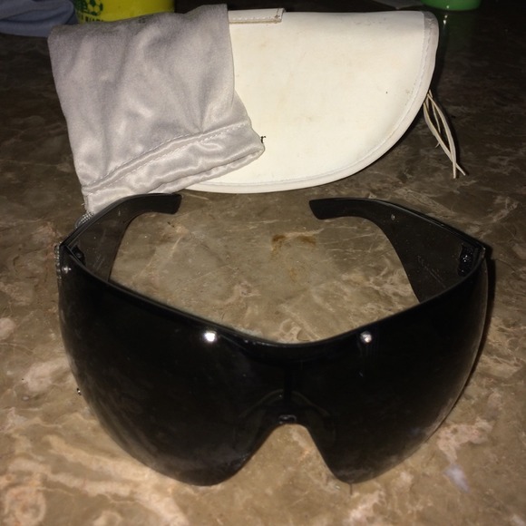 Dior sunglasses ➡️REDUCED