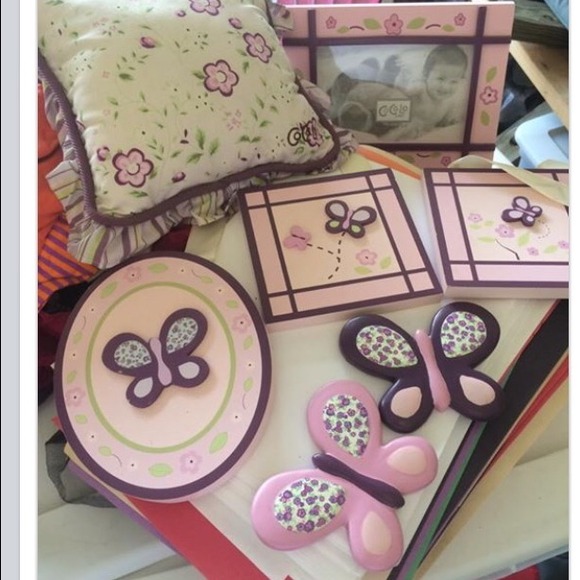 5 pc Cocalo sugar plum set.